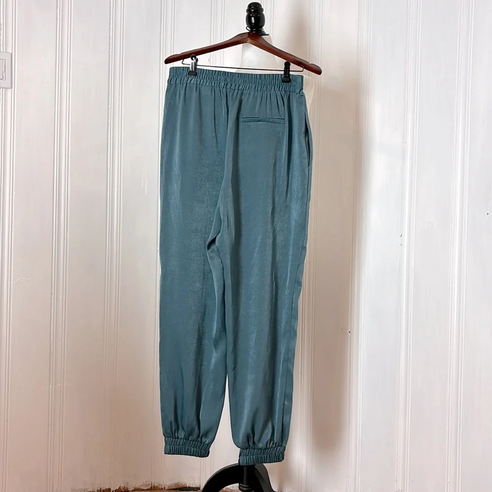 Beautiful ZARA satin blue Aladin pants - Picture 2 of 6
